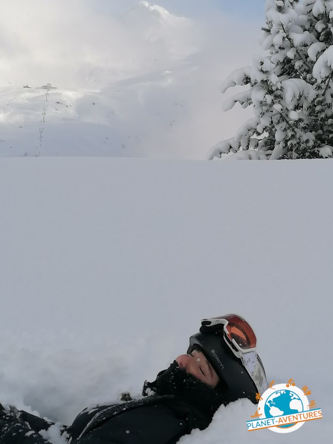 Illustration Planet-aventures de Rêve de neige, découverte de la montagne enneigée et sports de glisse! 